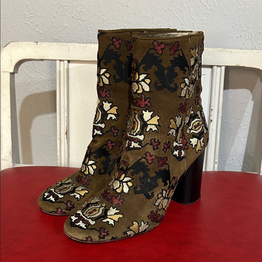Isabel Marant Floral Embroidered Women's Boots